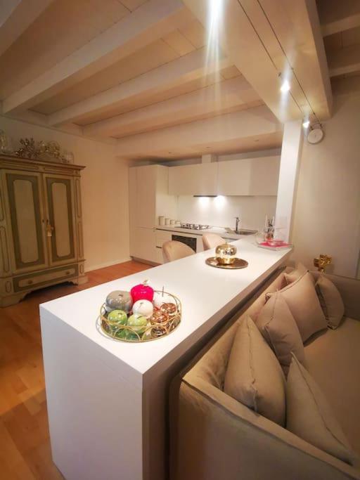 Gombruti14 Boutique Home โบโลญญา ภายนอก รูปภาพ