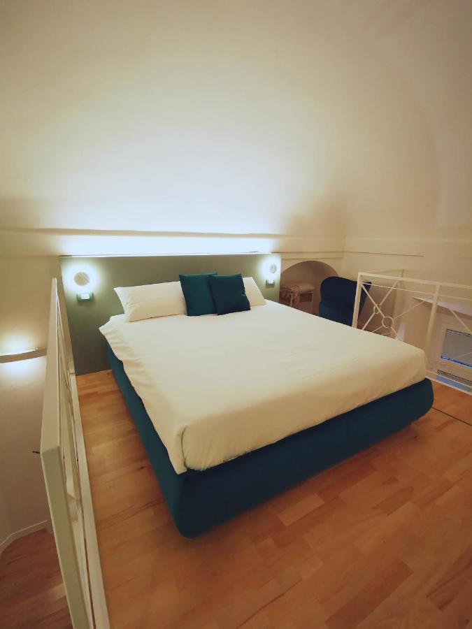 Gombruti14 Boutique Home โบโลญญา ภายนอก รูปภาพ